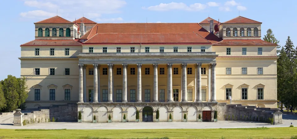 Schloss Esterhazy, Nordfassade