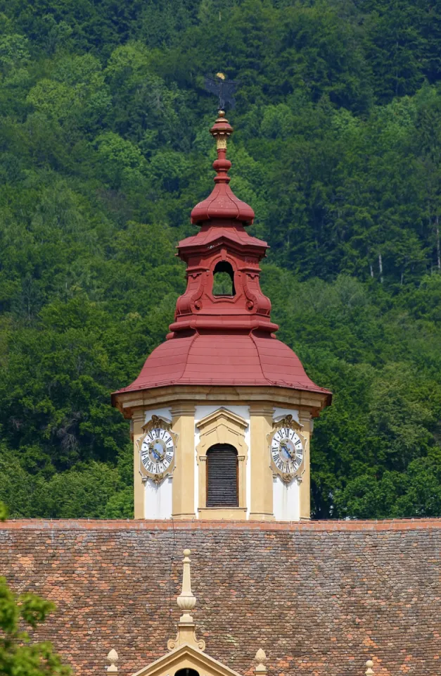 Schloss Eggenberg, Uhrturm mit Turmhelm