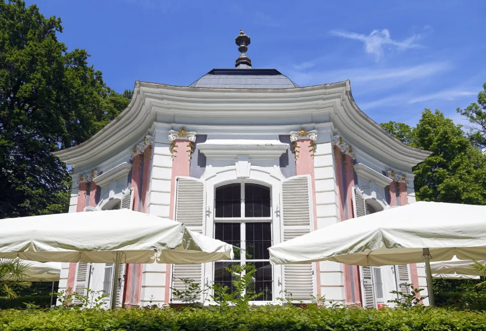 Schloss Eggenberg, Pavillon des Schlossgartens