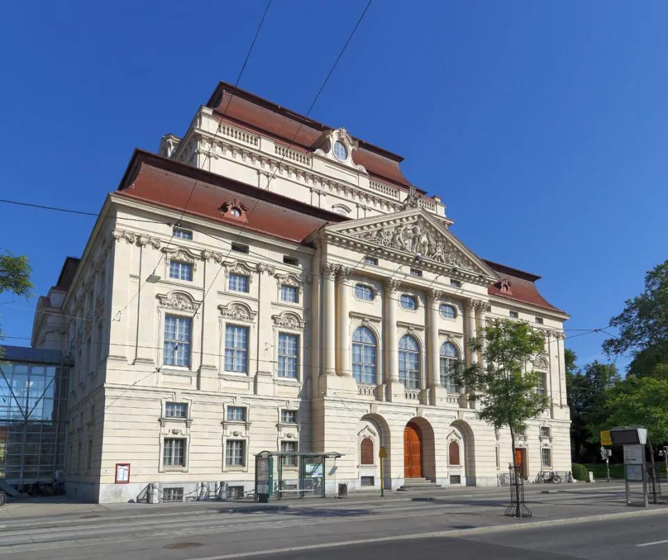 Opernhaus Graz, Südansicht