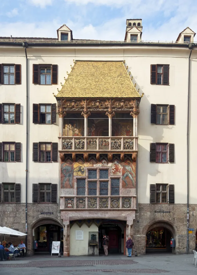 Neuer Hof, Goldenes Dachl