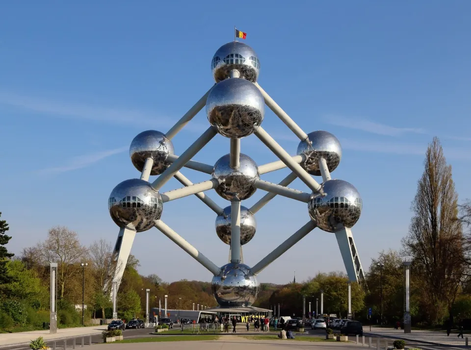 Atomium, Nordwestansicht