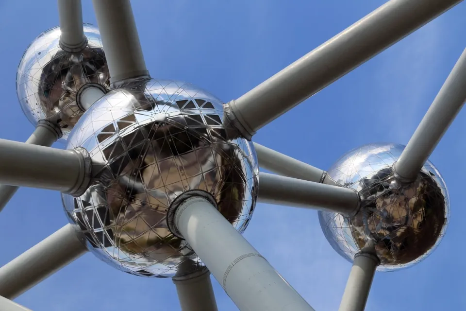 Atomium, Kugeln