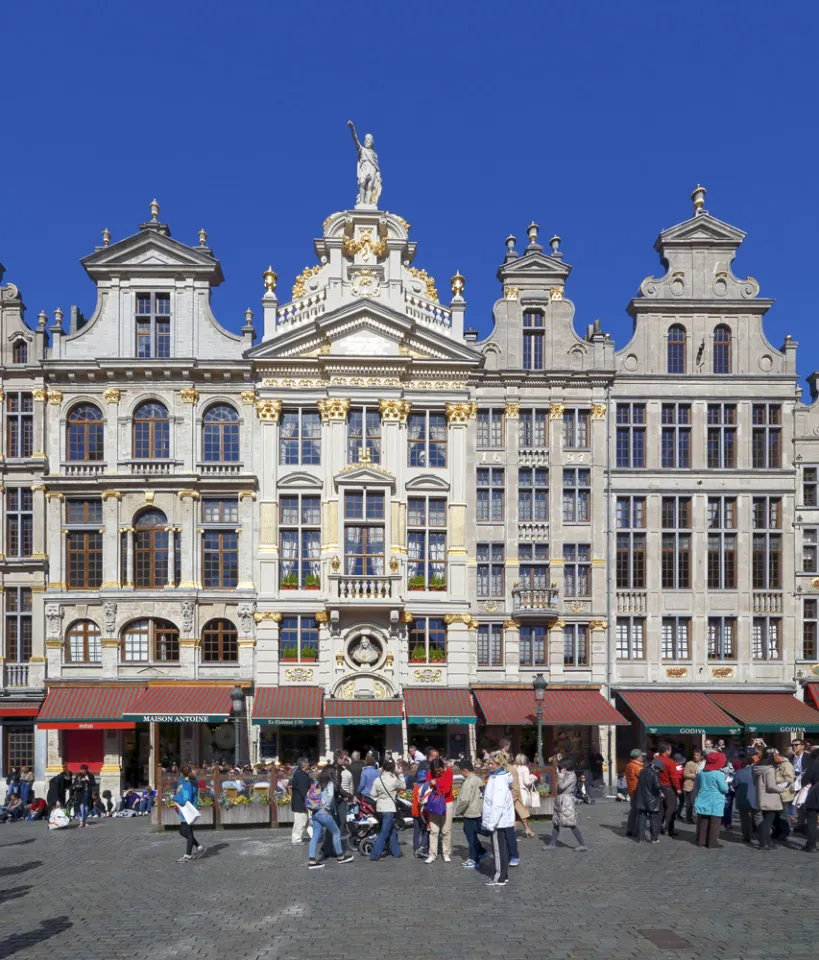 Großer Markt (Grand-Place), Häuser der Nordostseite