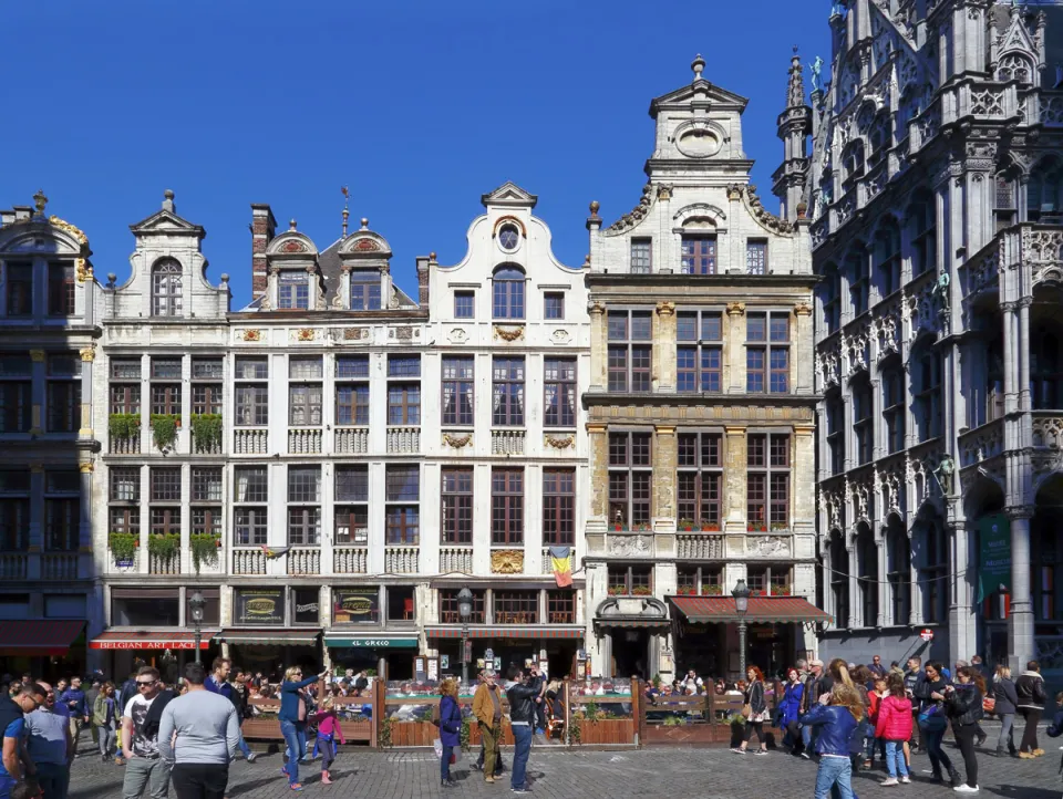 Großer Markt (Grand-Place), Häuser der Nordostseite 