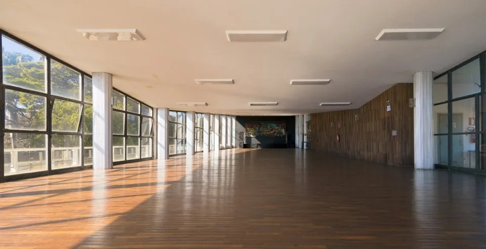 Iate Tênis Clube, Portinari-Saal, Nord­west­ansicht