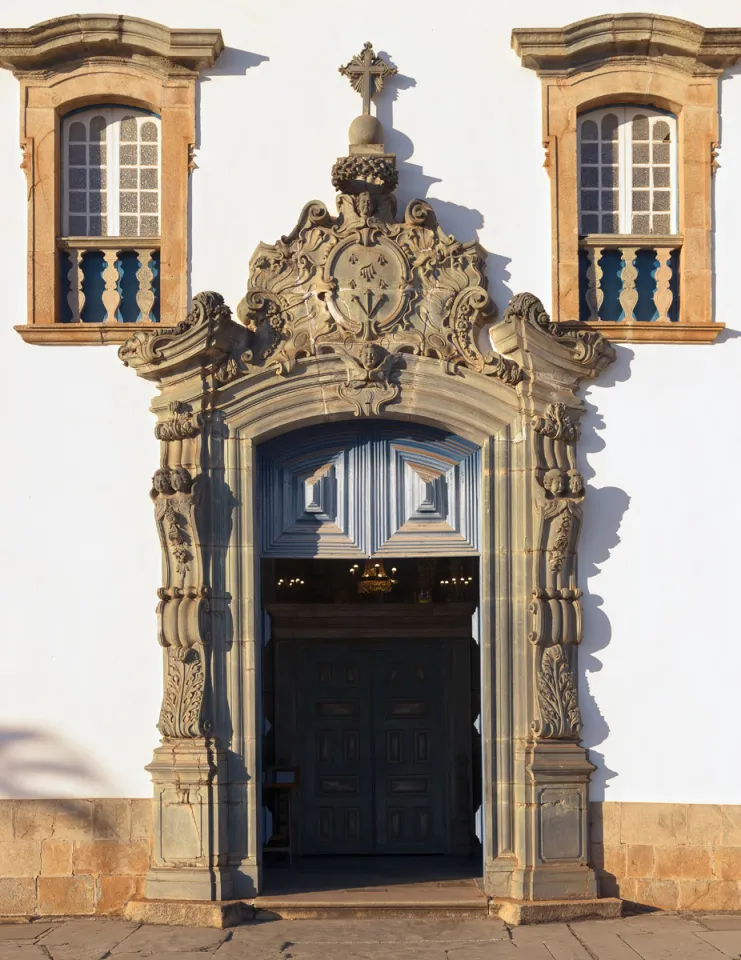 Sanktuarium Bom Jesus de Matosinhos, Kirche, Hauptportal