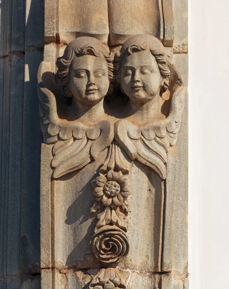 Sanktuarium Bom Jesus de Matosinhos, Detail des Hauptportals