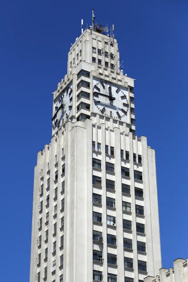 Bahnhof Central do Brasil, Uhrenturm, Nordostansicht