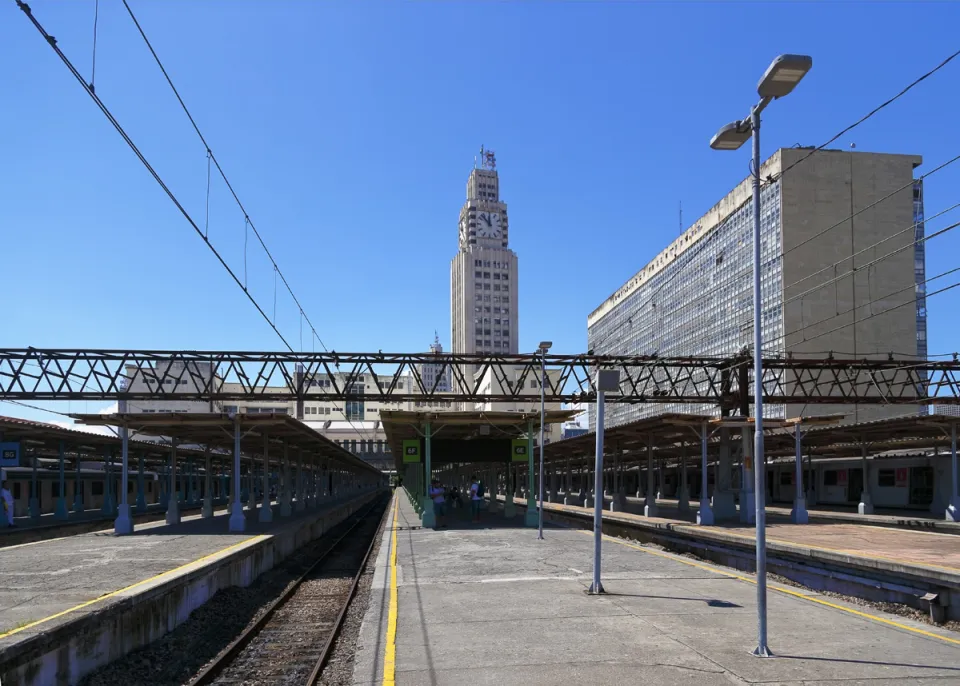 Bahnhof Central do Brasil, Bahnsteige