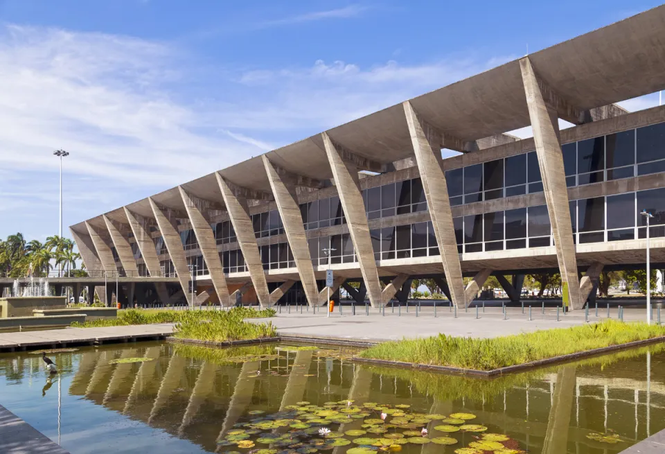 Museum für Moderne Kunst in Rio de Janeiro, reflektierendes Wasserbecken