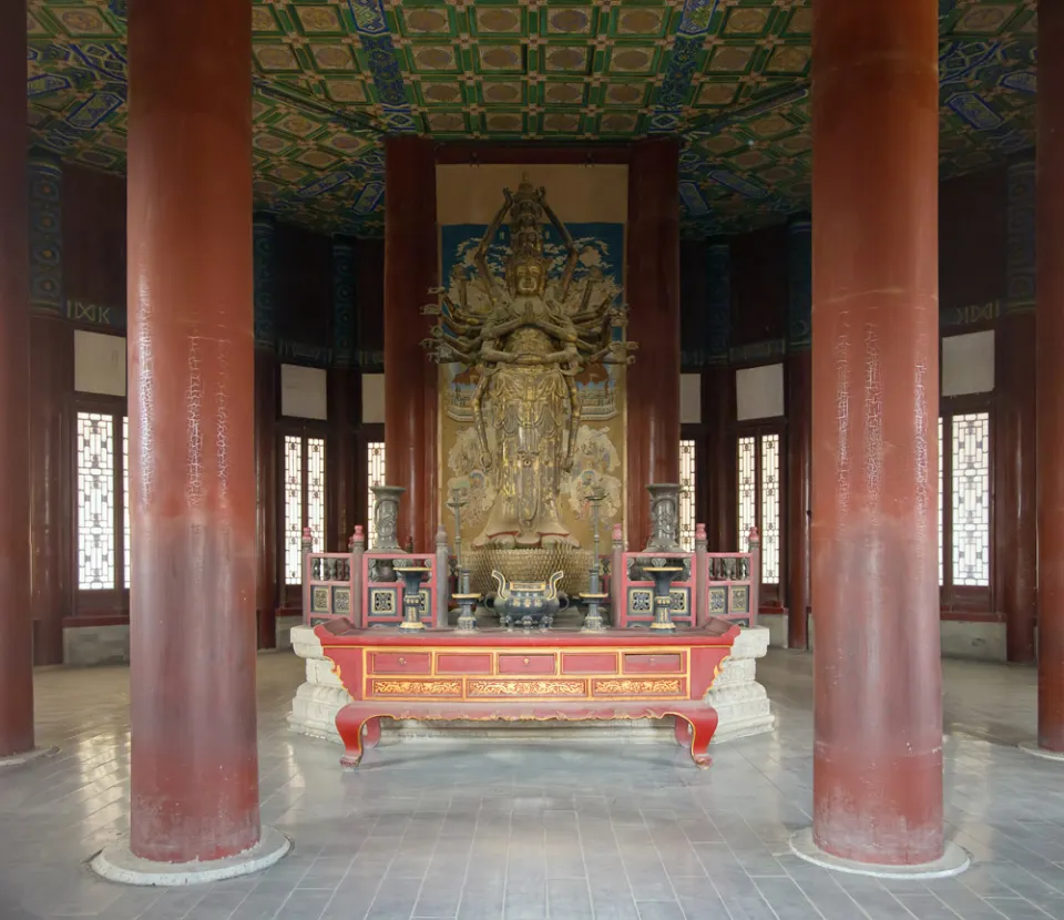 Neuer Sommer Palast, Pavillon des buddhistischen Weihrauchs, Innenraum
