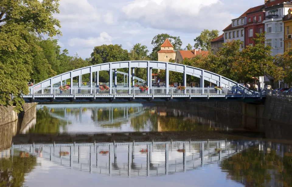 Goldene Brücke, Südostansicht