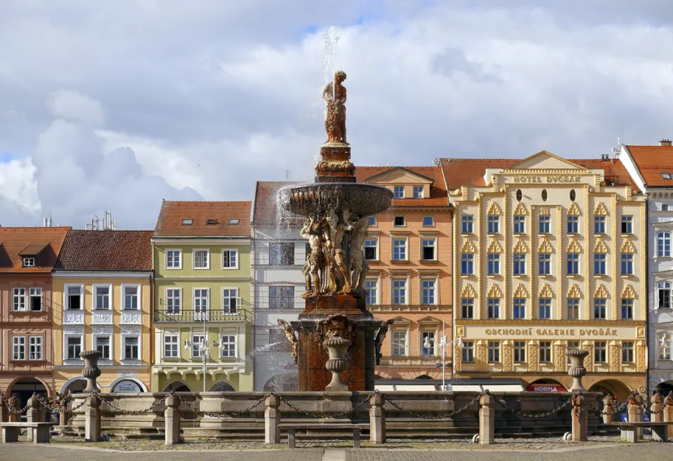 Samsonbrunnen, Nordansicht