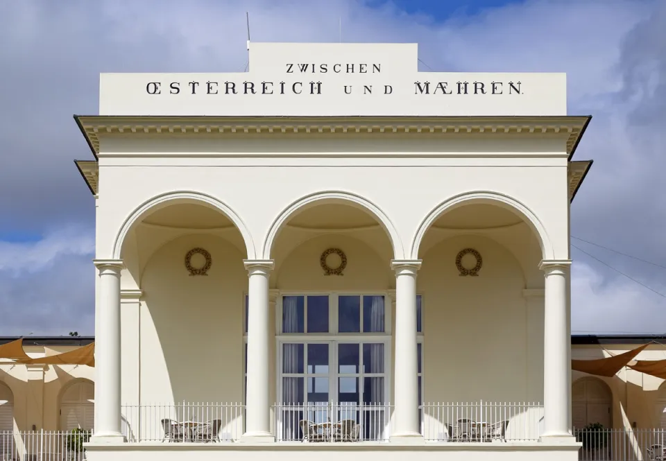 Grenzschloss, Loggia