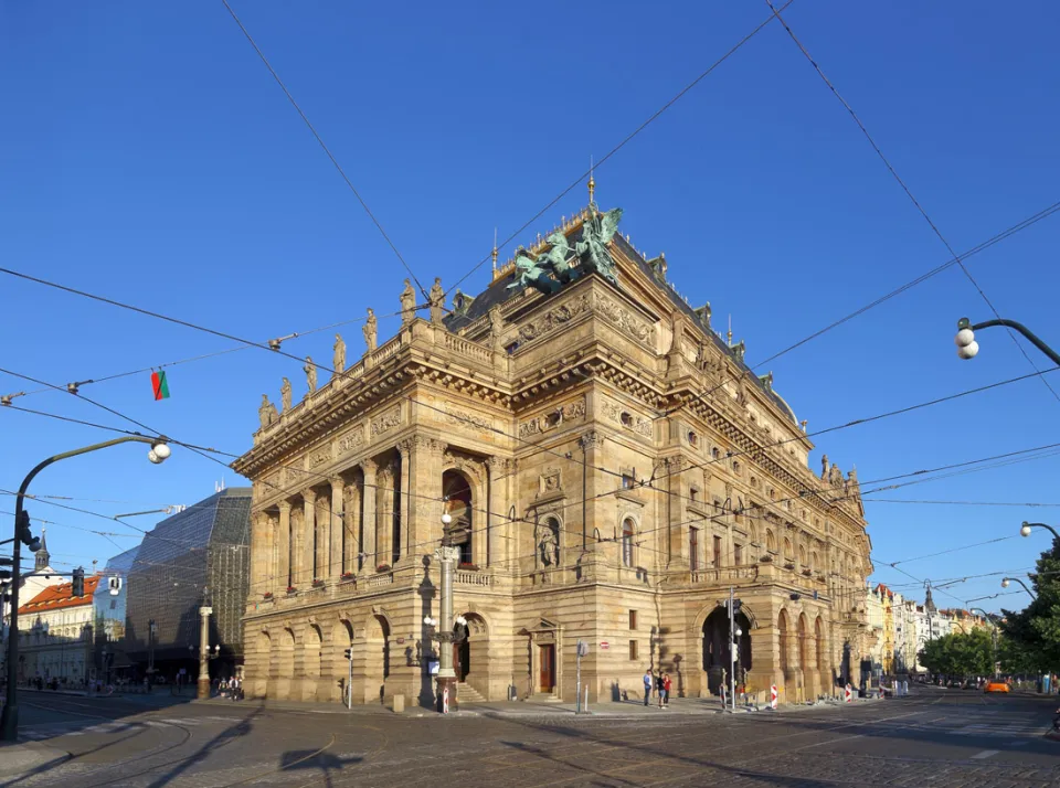 Nationaltheater, Nordwestansicht