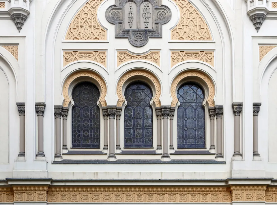 Spanische Synagoge, Detail der Fassade