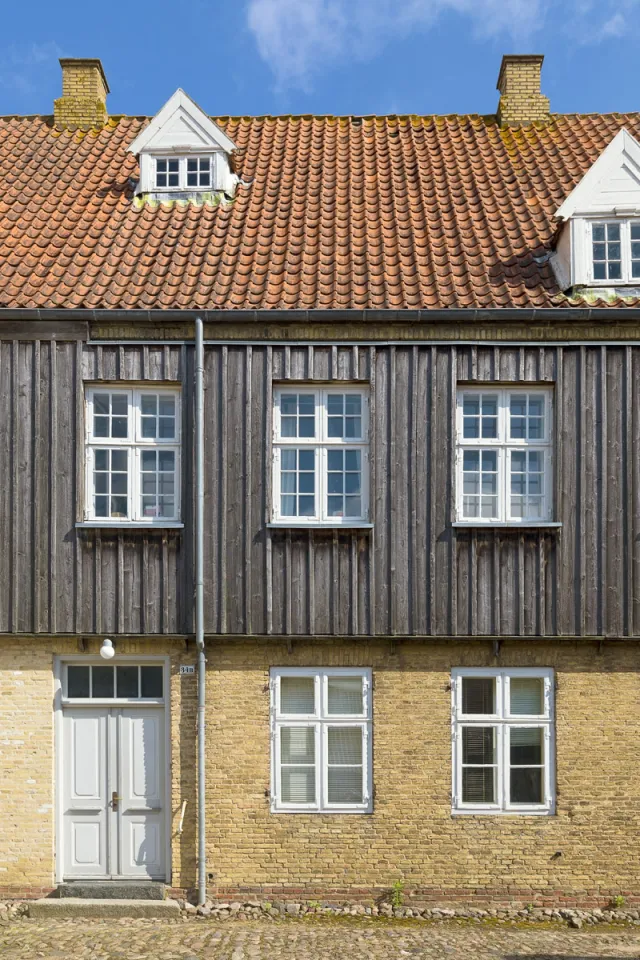 Haus der Herrnhuter Brüdergemeine, östliches Vorderhaus (kleines Brüderhaus), Detail der rückseitigen Fassade