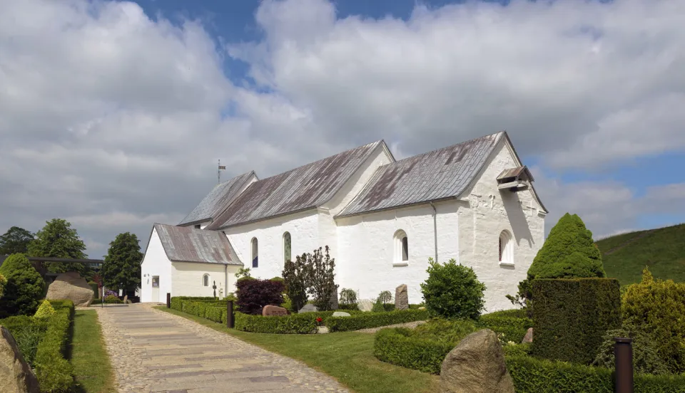 Kirche von Jelling, Südostansicht