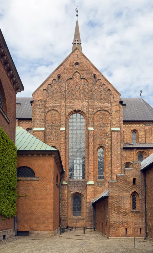 Dom zu Roskilde, südliche Außenwand des Querschiffs