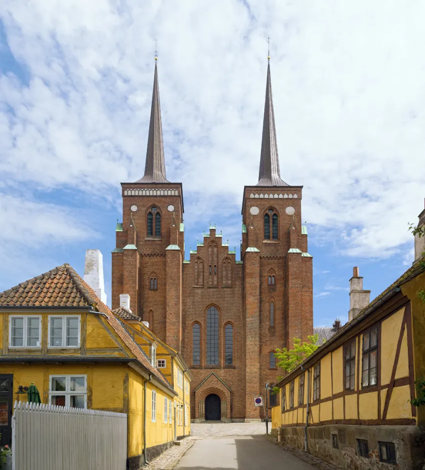 Dom zu Roskilde, Westansicht