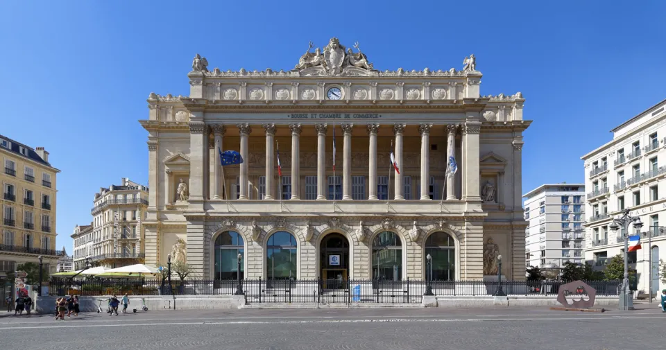 Palast der Börse, Hauptfassade (Südansicht)