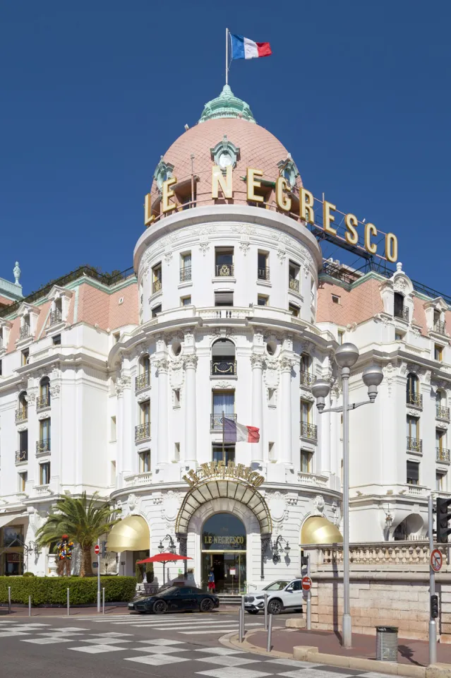 Hotel Negresco, Eckturm