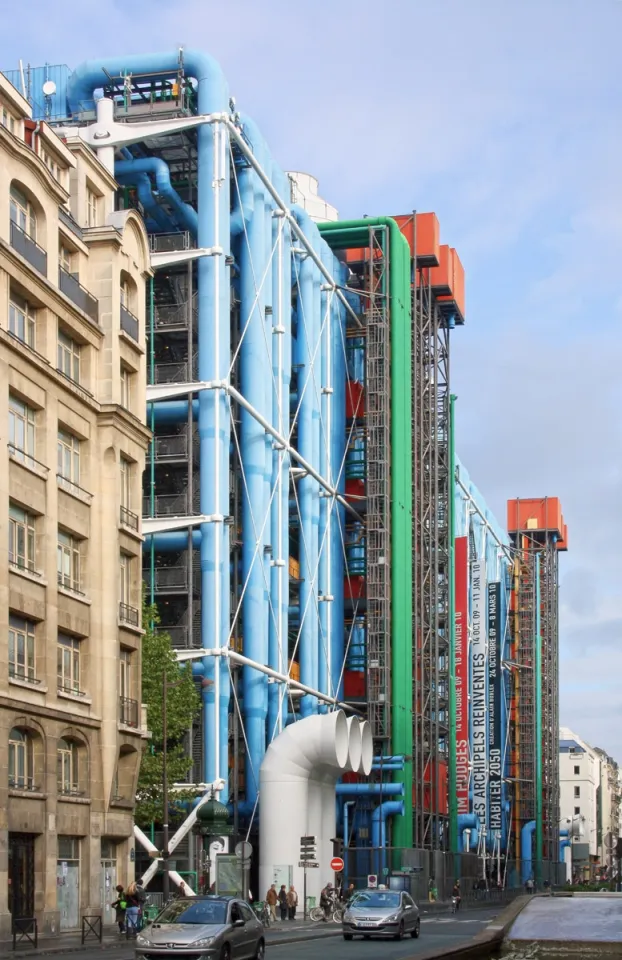 Centre Pompidou, Rückseite der Beaubourg-Straße