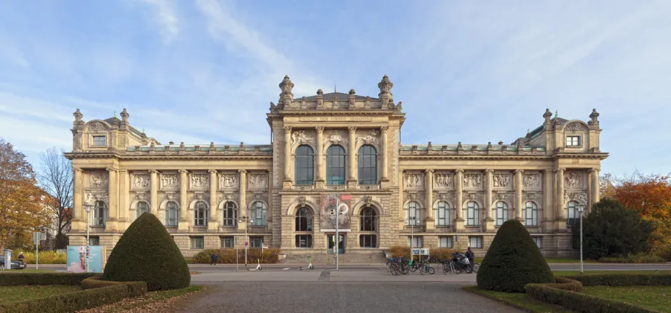 Niedersächsisches Landesmuseum Hannover, Westansicht