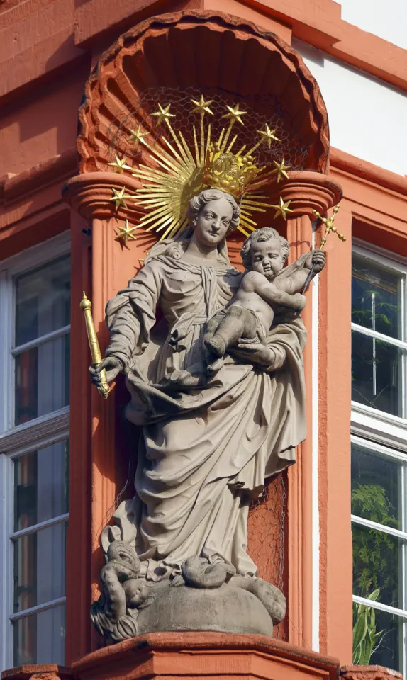 Medersches Haus, Madonna