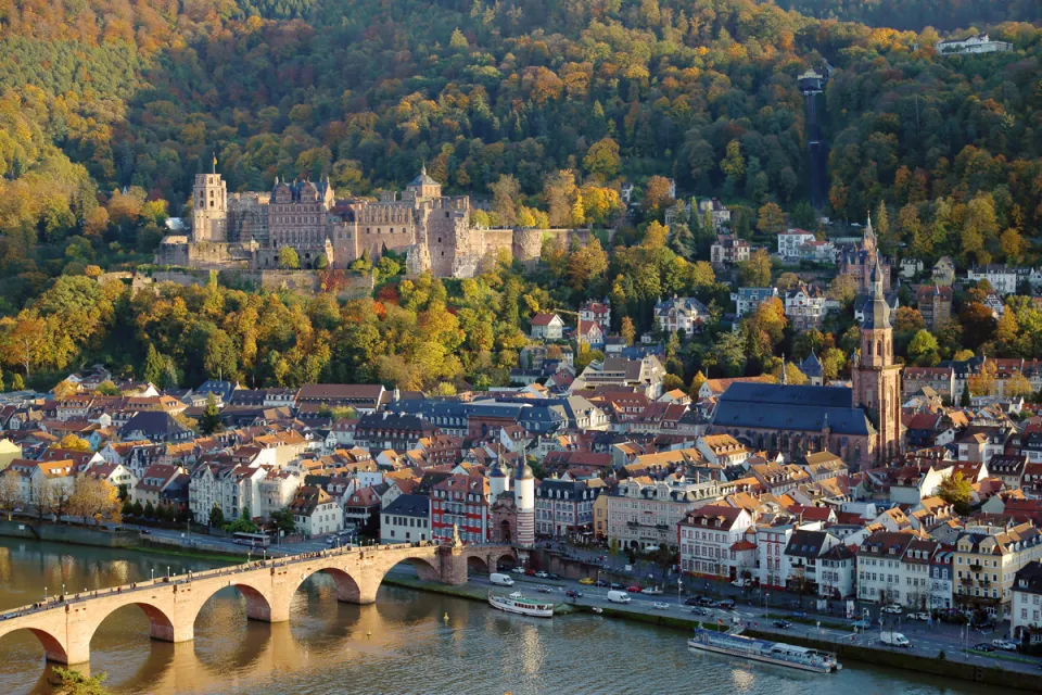 Heidelberger Altstadt mit Schloss, alter Brücke und Heiliggeistkirche