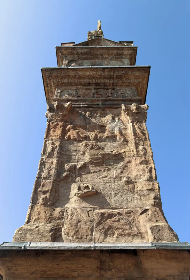 Igeler Säule, östliches Relief