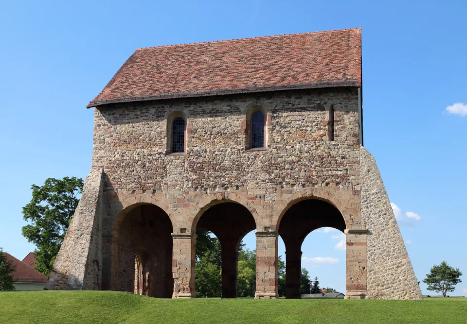 Kloster Lorsch, Kirchenfragment, Südansicht