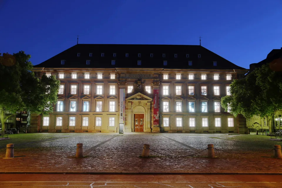 Mannheimer Zeughaus bei Nacht