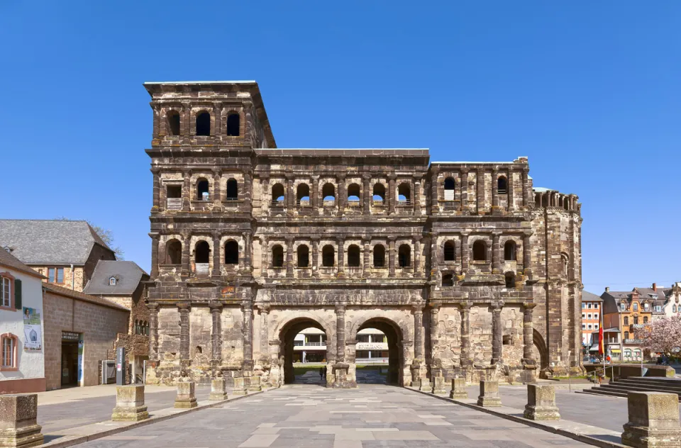 Porta Nigra, Stadtseite (Südwestansicht)