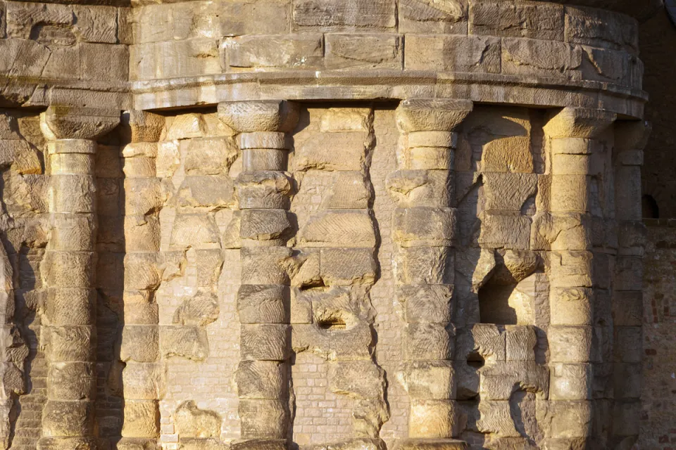 Porta Nigra, Detail der nördlichen Fassade