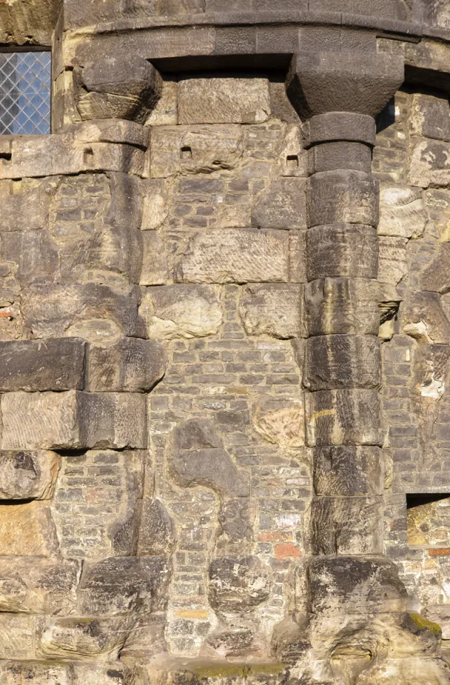 Porta Nigra, Detail der Fassade