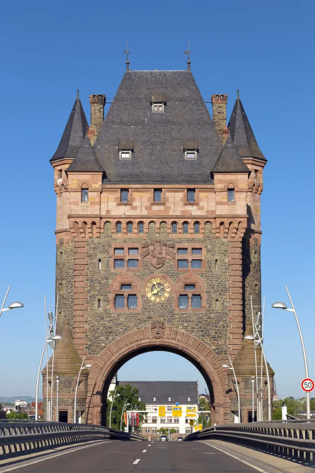 Nibelungenturm, Westansicht Nibelungenturm, Westansicht
