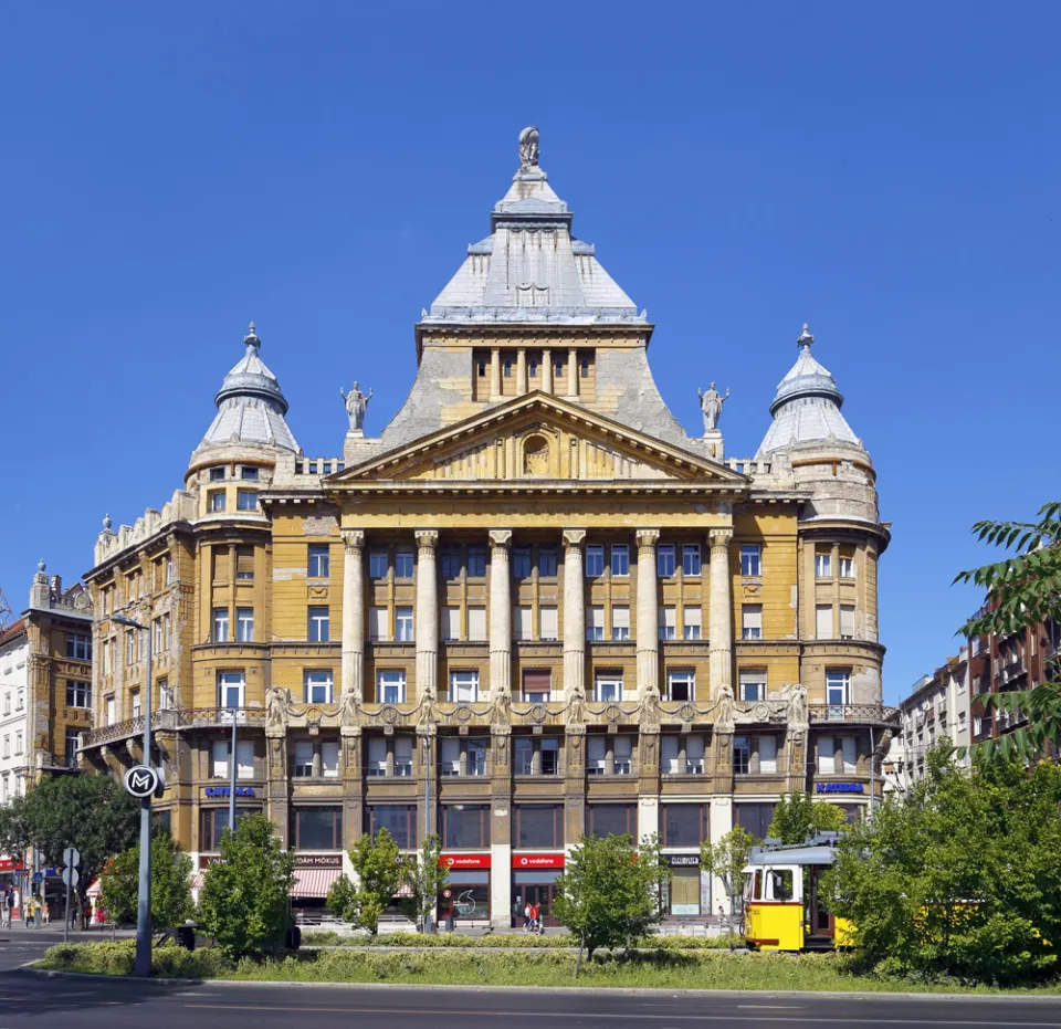 Anker-Palast, Südwestansicht