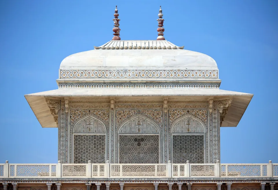 Grabmal des Itimad-ud-Daula, Mausoleum, Pavillon des Daches