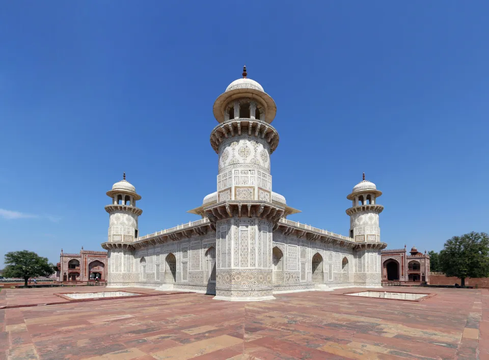 Grabmal des Itimad-ud-Daula, Mausoleum, Südostansicht