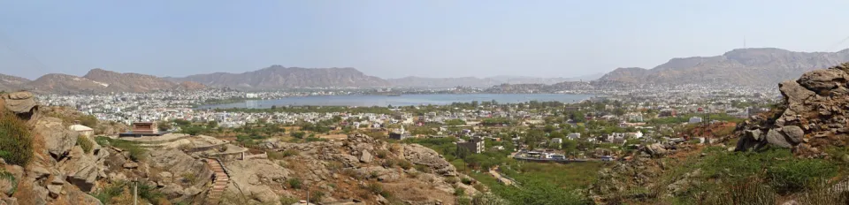 Ajmer am Anasagar-See, Aussicht von der Pushkar Road