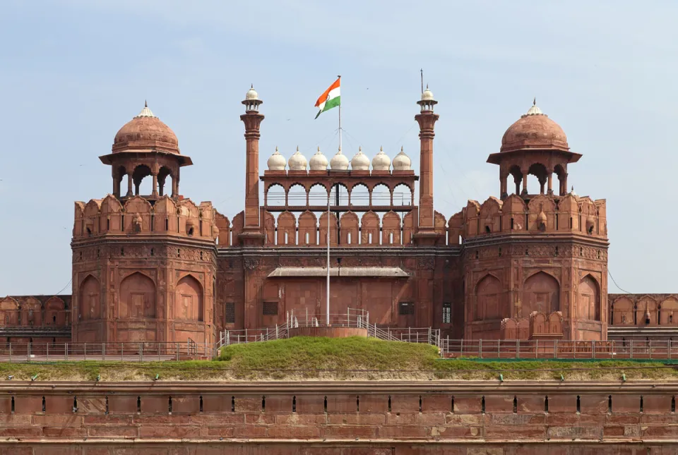 Rotes Fort, Lahore-Tor, Westansicht