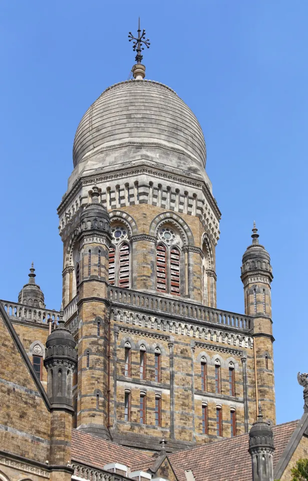 Gebäude der Stadtverwaltung, Hauptturm (Südwestansicht)