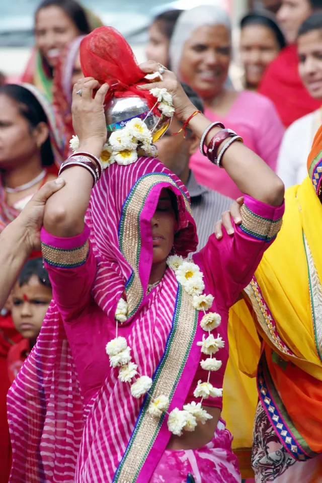 Gangaur-Festival-Prozession