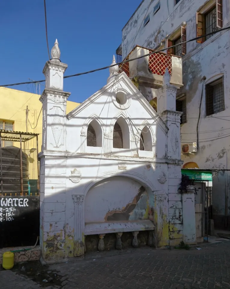 Brunnen der Mandhry-Moschee 