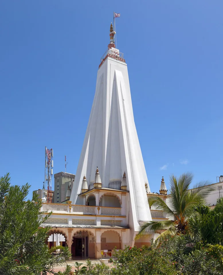 Komplex der Shree Hindu Union Mombasa, Shiva-Temple, Shikhara