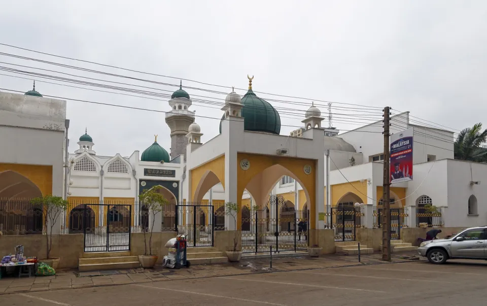 Jamia-Moschee, Ansicht Banda-Straße (Südansicht)