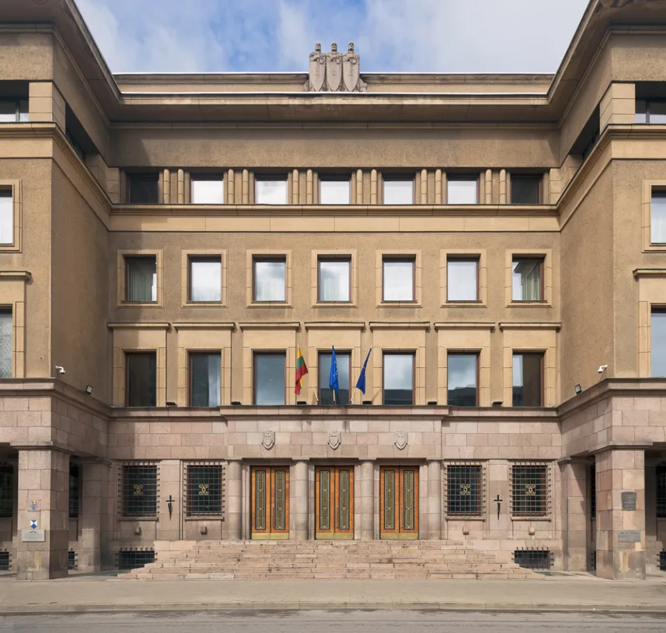 Offiziersclub von Litauen, mittlerer Teil der Fassade