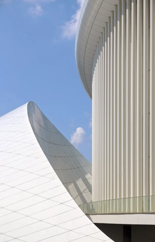 Philharmonie Luxembourg, Detail der östlichen Fassade